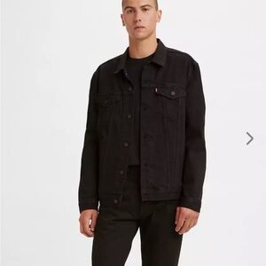 NWOT Levi's Men's Classic Trucker Black Jean Jacket | Size Small